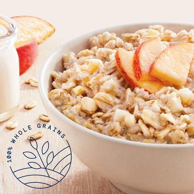 Quaker Instant Oatmeal, Peaches &amp; Cream, Breakfast Cereal, 10 Packets Per Box