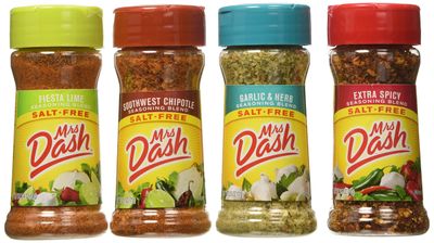 Mrs. Dash Extra Spicy(2.5oz), Southwest Chipotle(2.5oz), Garlic &amp; Herb (2.5oz) and Fiesta Lime (2.4oz) Salt-Free Seasoning (Bundle)