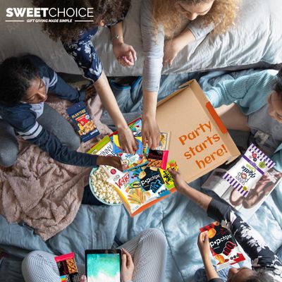 Snack Box gluten free Healthy Snacks Care Package (34 Count) for College Students, Exams, Father's Day, Military, Finals, Office and Gift Ideas. Chips, Popcorn, and granola Bars.