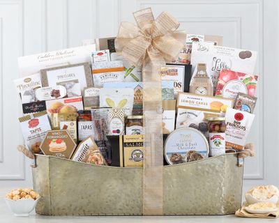 The V.I.P. Gourmet Gift Basket by Wine Country Gift Baskets