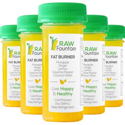 20 Immunity Shots w/Ginger, Lemon, Cayenne Pepper, Pineapple 2fl Oz, Packed w/Vitamin C, Raw &amp; Cold Pressed, Unpasteurized, Boosts Immunity, All Natural, No Artificial Flavor