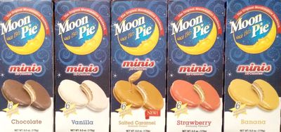 Moon Pie Minis - Complete Variety Pack - All 5 Flavors! (5 Boxes - 1 Salted Caramel - 1 Chocolate - 1 Strawberry - 1 Banana - 1 Vanilla) 6 pies per box, 30 pies total!