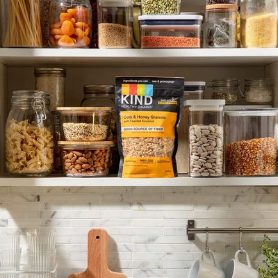KIND HEALTHY GRAINS Granola, Healthy Snack, Oats &amp; Honey Granola with Toasted Coconut, Snack Mix 11 OZ (Pack of 6)