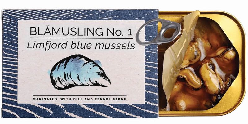 Fangst Blamuslinger No. 1 | Tinned Limfjord Blue Mussels Marinated with Dill and Fennel Seeds in Cold Pressed Rapeseed Oil | 1 x 110g Can