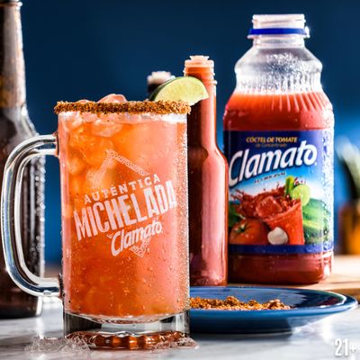 Clamato Original Tomato Cocktail, 32 fl oz bottle (Pack of 12), Flavored With Tomato Juice &amp; Spices, Perfect Mixer for the Authentic Michelada, Bloody Mary Drinks, and Seafood Cocktail