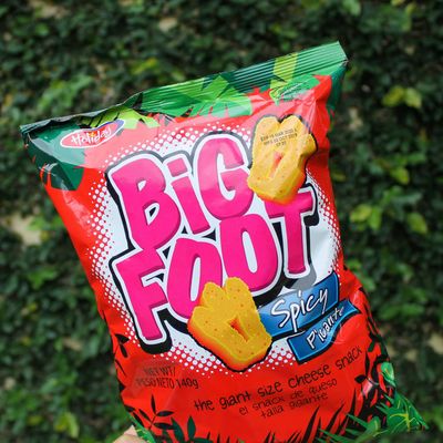 Holiday Big Foot, The Giant Cheese Snack, Spicy, 25g. (Pack of 12)