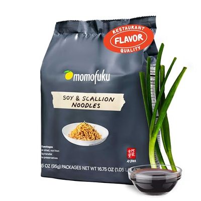 Momofuku Soy &amp; Scallion Ramen Noodles by David Chang, 5 Count (Pack of 1) Air-Dried Vegan Instant Noodles with Sauce