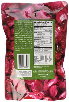 Trader Joe's Dried Fruit Freeze Dried Strawberries Unsweetened and Unsulfured 1.2 OZ (3 Pack)