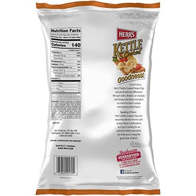 Herr's Cheddar Horseradish Kettle Chips, 7.5 Ounce ( Pack May Vary )
