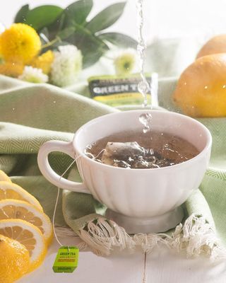 Bigelow Tea Decaffeinated Green Tea with Lemon, Decaf Tea with Green Tea and Lemon, 20 Count Box (Pack of 6), 120 Total Tea Bags