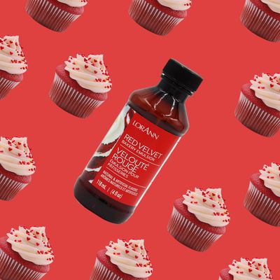 LorAnn Red Velvet Bakery Emulsion, 4 oz - Intense Red Velvet Cake Flavor Extract for Baking, Candy Making, Icings &amp; Desserts, Vegan &amp; Gluten Free
