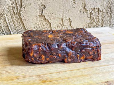 Mexart Tamarind Wet Seedless BlockSlab 14oz (400g) All Natural No added sugar Vegan Gluten Free Seedless, Pulpa de Tamarindo Natural Sin Semilla, 14 oz, 14 Ounce (Pack of 1)