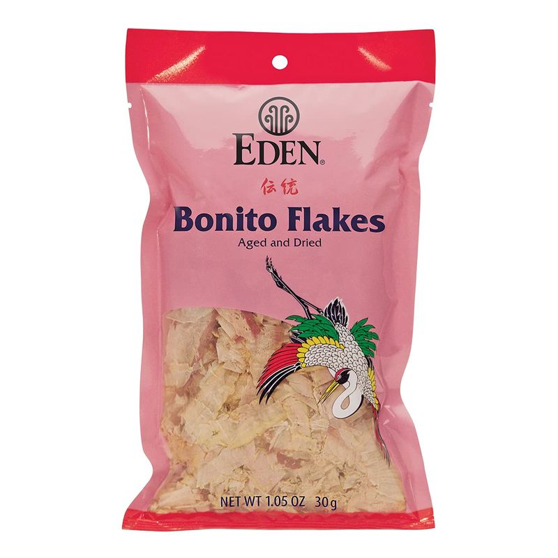 Eden Japanese Bonito Flakes, Shaved Skipjack Tuna, Katsuobushi , Traditionally Aged and Dried, Hardwood Smoked, Make Dashi and Miso Soup, 1.05 oz