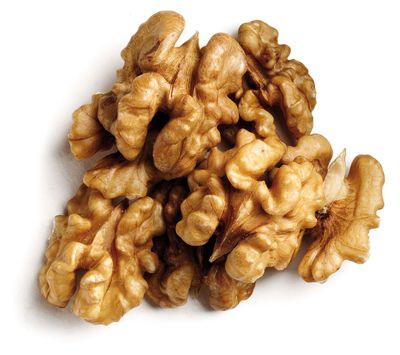Anna and Sarah California Raw Walnuts-Halves &amp; Pieces 48 Oz -100% Natural, No Preservatives, Non-GMO, Kosher, Vegan, No Salt, Shelled Walnuts in Resealable Bag, 3 Lbs