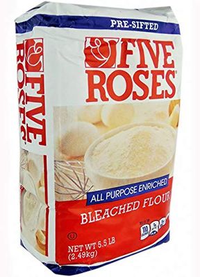 Five Roses All Purpose Enriched Bleached Flour - 5.5 Lb / 2.49 Kg