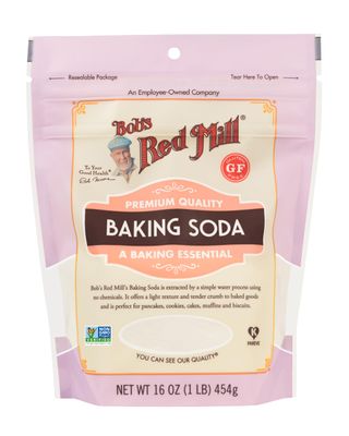 Bob's Red Mill Baking Soda - 1 Pound (Pack of 4), Non GMO, Gluten Free, Vegan, Kosher, Paleo Friendly
