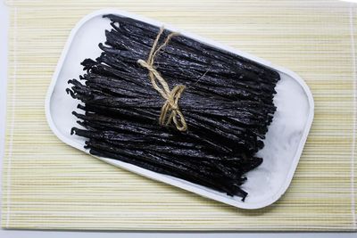 50 Vanilla Beans Bulk For Making Vanilla Extract Grade A - NON-GMO Fresh Vanilla Bean pods, 6-9 Inches Vanilla Bean, Vanilla Beans For Making Vanilla Extract Grade A
