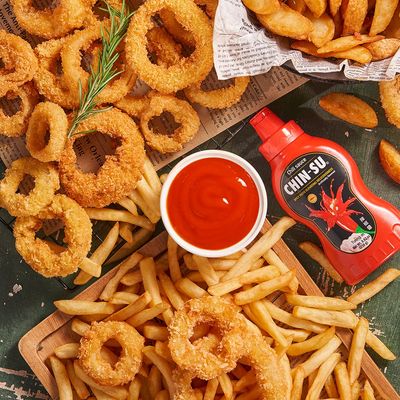 The Original Vietnamese Hot Sauce, CHIN-SU Sweet Sriracha Chili Sauce, Organic Pasta Sauce, Pizza Sauce, Rippen Chili Garlic Hot Sauce, Salsa Hot Spaghetti Sauce BBQ Sauce Gift Set, 1 Packs of 35.27oz