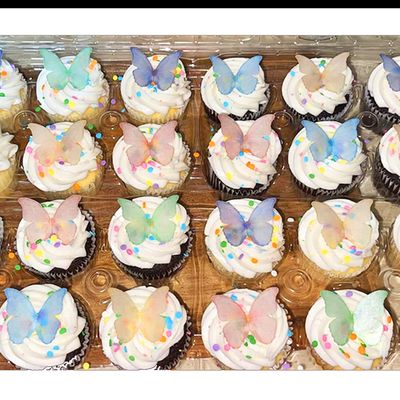 Edible Butterflies for Cake Decorating Set of 24-2 Big Size Cake and Cupcake Toppers, Butterfly Cake Toppers