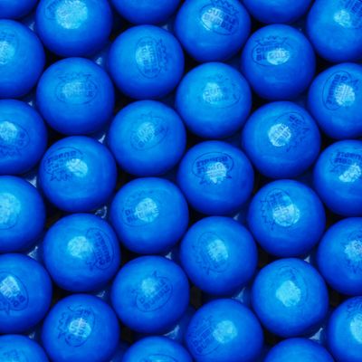 Gumballs for Gumball Machine - 1 Inch Large Gumballs - Blueberry Flavored Bubble Gum Blue Gumballs - Kids Chewing Gum - Bulk Gum Balls 1.7 Lb