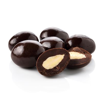 Yupik Sugar-Free Dark Chocolate Almonds, 2.2 lb (Pack of 1)
