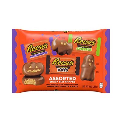 REESE&#39;S Milk Chocolate Peanut Butter Snack Size, Halloween Candy Variety Bag, 9 oz