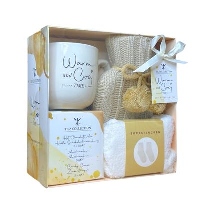 Women Gift Set -Hot Water Bottle, Hot Chocolate Mix, Mini Marshmallows, Mug, Socks, Crushed Candy |Mini Winter Hot Water Bottle With Cover|Cosy Gifts |Women Gifts For Christmas|Hot Chocolate Gift Sets