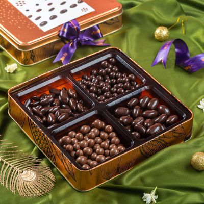 Chokola Cosmos 100% Coverture Chocolates Gift Pack | Premium Chocolate Coated Dried Fruits Box | Experience Luxury of Gifting - 500g