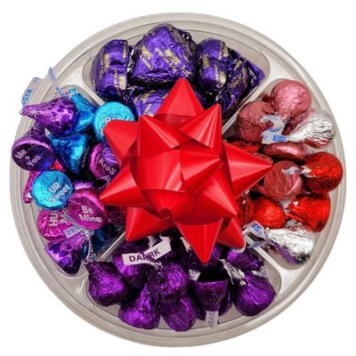 Valentine&#39;s Day Assorted Chocolate Gift Box - Happy Valentines Day Gift Basket, Hersheys Kisses and Chocolate Hearts Romantic Gift For Him, Her, Mom, Wife, Girlfriend &amp; Lover (Milk &amp; Dark Chocolate)