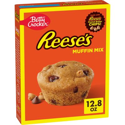 Betty Crocker REESE&#39;S Peanut Butter Muffin Mix, Baking Mix Made With REESES Peanut Butter Chips And HERSHEYS Milk Chocolate Chips, 12.8 oz