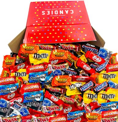 All Chocolate Variety Assortment Mix Bulk GIFT BOX Net Weight 5.6LBS (90 oz 150 Count) Individually Wrapped Chocolate, America's Most Favorite Assortments Great for Valentine, Easter All Chocolate Variety Assortment Mix Bulk GIFT BOX Net Weight 5.6LBS (90 oz 150 Count) Individually Wrapped Chocolate, America's Most Favorite Assortments Great for Valentine, Easter