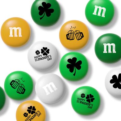 M&amp;MS St. Patricks Day Milk Chocolate Candies, 2 Pounds of Green, White &amp; Gold Bulk Candy Printed With St. Patricks Day Themed Images, Resealable Pack for Parades, Celebrations, DIY Favors &amp; More