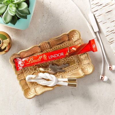 Lindt LINDOR Milk Chocolate Truffle Bar, Chocolate Candy Bar with Smooth Center, Great for gift giving, 1.3 oz. (30 Pack)