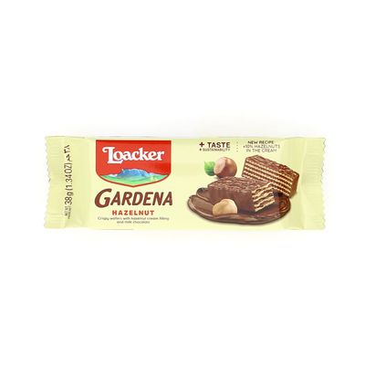 Loacker Gardena Hazelnut - Premium Milk Chocolate Covered Crispy Wafer Snack Bars with Hazelnut Cream Filling - Pack of 25 individually wrapped snacks