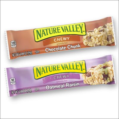 Nature Valley Chewy Granola Bar Variety Pack, Oatmeal Raisin &amp; Chocolate Chunk, 0.89 Oz (Pack of 120)