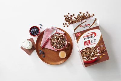 Post Premier Protein Chocolate Almond Cereal, Chocolatey Protein Cereal Flakes with Sliced Almonds, Contains 20g of Protein Per Serving, 30 OZ Box