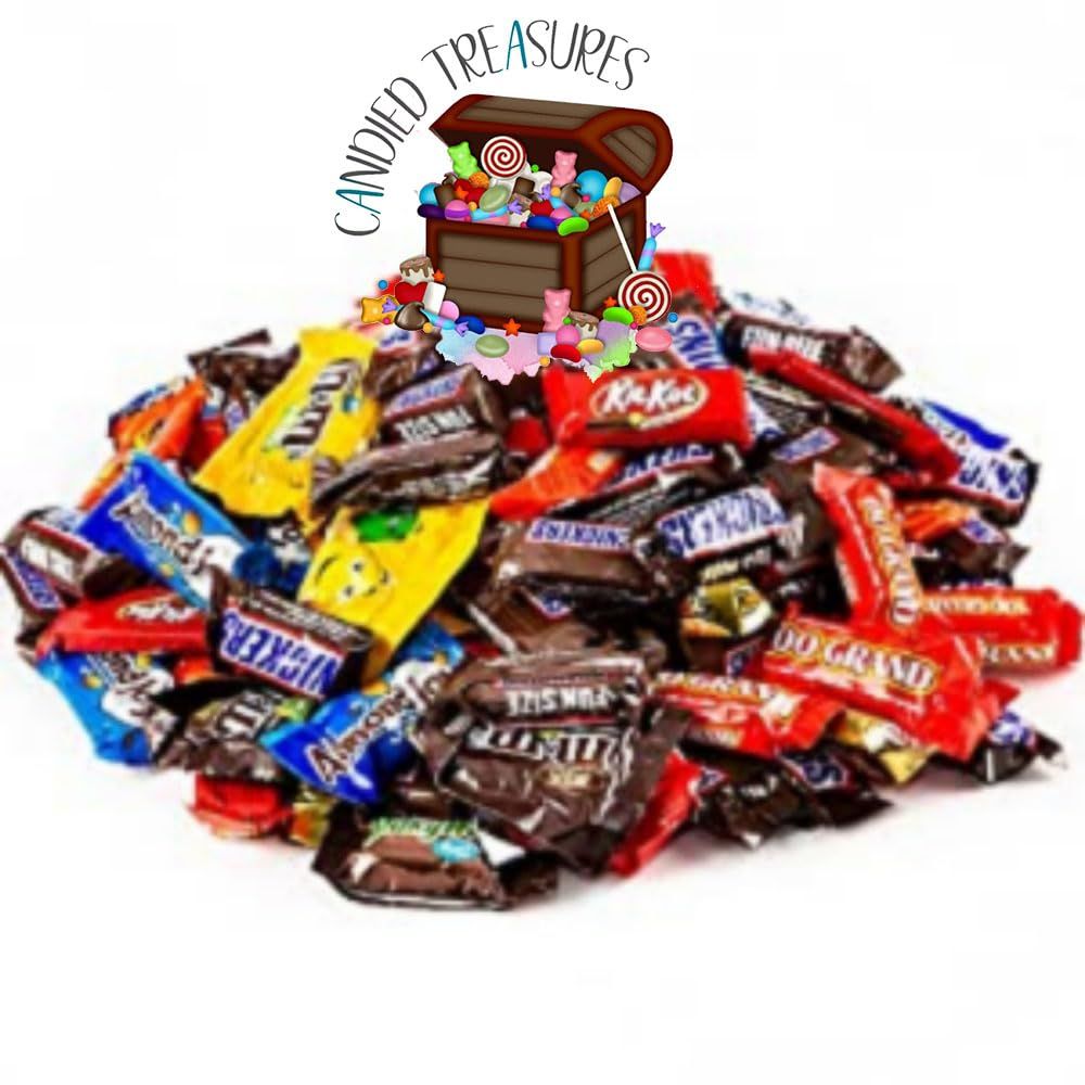 Bundle of Assorted chocolate Candy (5.6 lbs) Variety. Reeses, Milky Way Bars, M&amp;Ms, Snickers, Peanut M&amp;Ms, Twix, Kit Kat, Almond Joy, York, 100 Grand