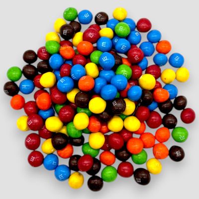 Klub Bulk Chocolate Caramel M&amp;Ms Candy-1.5 Family Size Bag, Deliciously Rich and Creamy Caramel Center-Perfect for Parties, Snacks, and Baking-Perfectly Balanced Sweet Treats (24 oz)