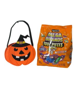 Halloween Candy Treats, Kid&#39;s Snacks for Trick or Treating, School Parties plus a B BBO Halloween souvenir pouch (Mega Brands and a Halloween Souvenir Pouch)