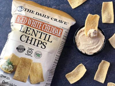 The Daily Crave Aged White Cheddar Lentil Chips - 4 G Protein, Gluten-Free, Non-Gmo, Kosher, Crunchy, 4.25 Ounce (Pack Of 8)