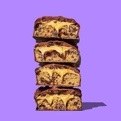 Misfits Vegan Protein Bars, Caramel Fudge - Updated Recipe | Plant Based, Low Sugar &amp; Carb, High Fiber Snacks | Pack of 15