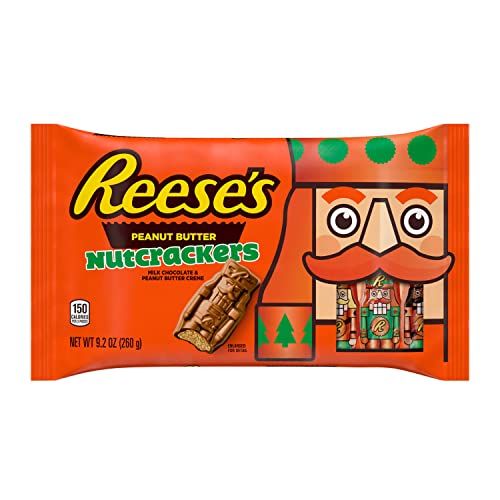 REESE&#39;S Chocolate Peanut Butter Creme Nutcrackers, Christmas Candy Bag, 9.2 oz