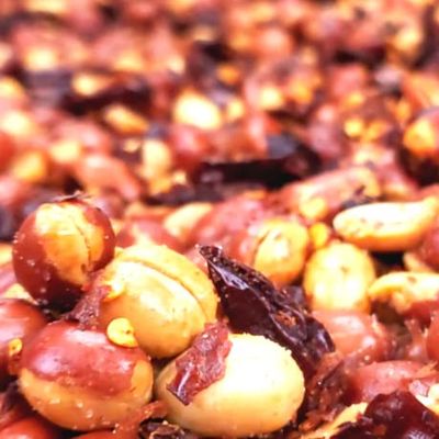 Roasted and Salted Red Skin Spanish Peanuts, Cacahuate Snacks (Salted Peanut with Chili, 5 Pound)
