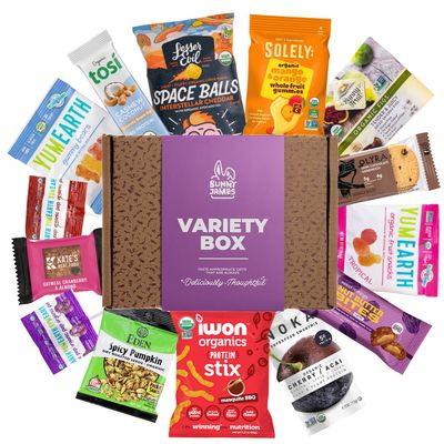 Healthy Organic Snack Box - Variety Pack of Snacks and Treats for Kids, Adults, and Families - Ideal Gift Basket, Care Package, or Everyday Snack Selection for All Ages