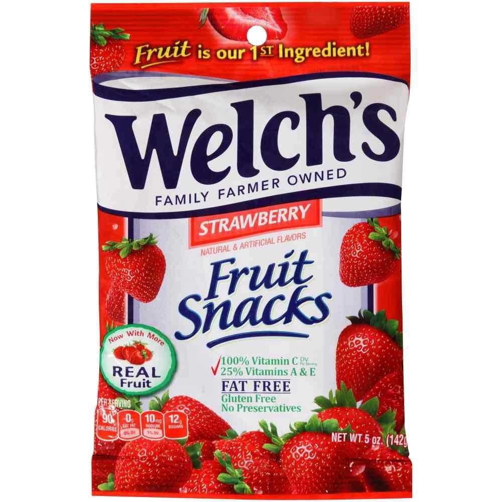 Welch&#39;s Fruit Snacks, Strawberry, 5-Ounce Bags (Pack of 12)