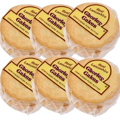 Real Lancashire Chorley Cakes | Traditionally Handmade with Pure Butter &amp; Dried Currants | British Snacks | Delicious Fruity &amp; Tasty Cakes for Anytime | 9.17 Oz | 4 Cakes (Pack of 6)