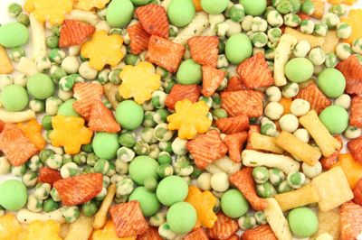 Oriental Rice Crackers with Wasabi Peas and Peanuts - 8 Ounces - Asian Cracker Mix Snack
