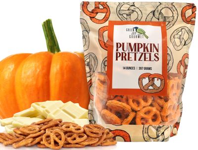 Green Jay Gourmet Pumpkin Chocolate Covered Pretzels - Handmade &amp; Fresh - Seasonal Pumpkin &amp; Cinnamon Chocolate - Fall Candy - Great Gift for Chocolate Lovers - 14 Ounce Bag