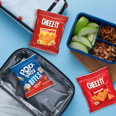 Kellogg's Snacks, Lunch Snacks, Kids Snacks, Grab n' Go, Variety Pack, 33.42oz Box (30 Packs)