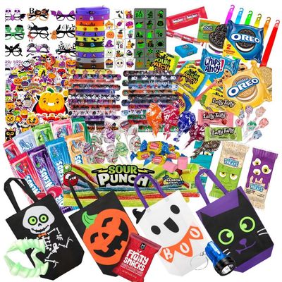 DESERT SUN SNACKS Halloween Drawstring Bag Candy and Snack Gift Bag (50ct) Already Filled Treats for Kids and Adults. Ghost, Pumpkin, Black Cat, Frankenstein Snack and Candy, Variety, Mixed Bulk Care